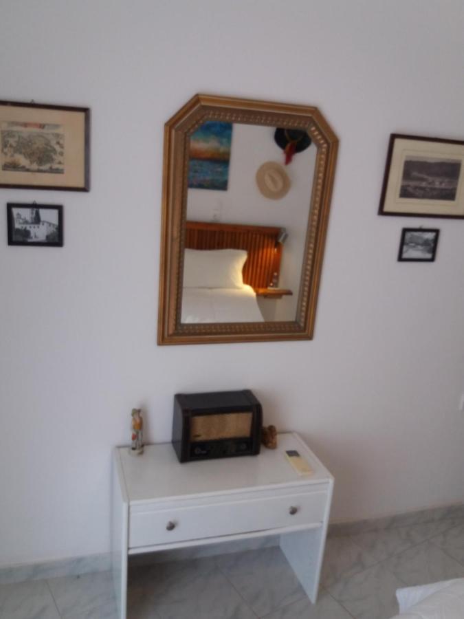 Apartment In Poros Poros Town Bagian luar foto